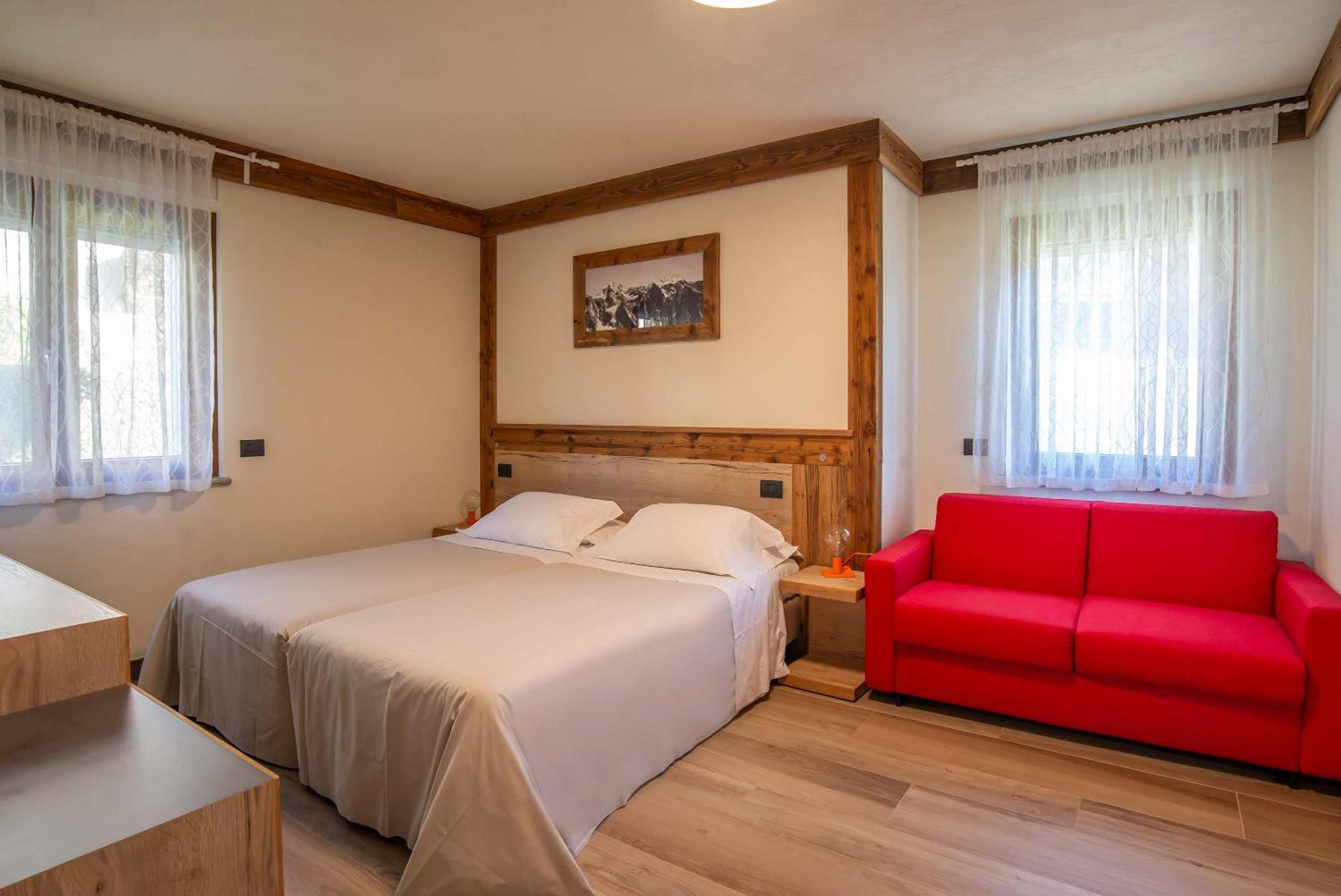 Relais Du Foyer Hotel Chatillon Exterior photo